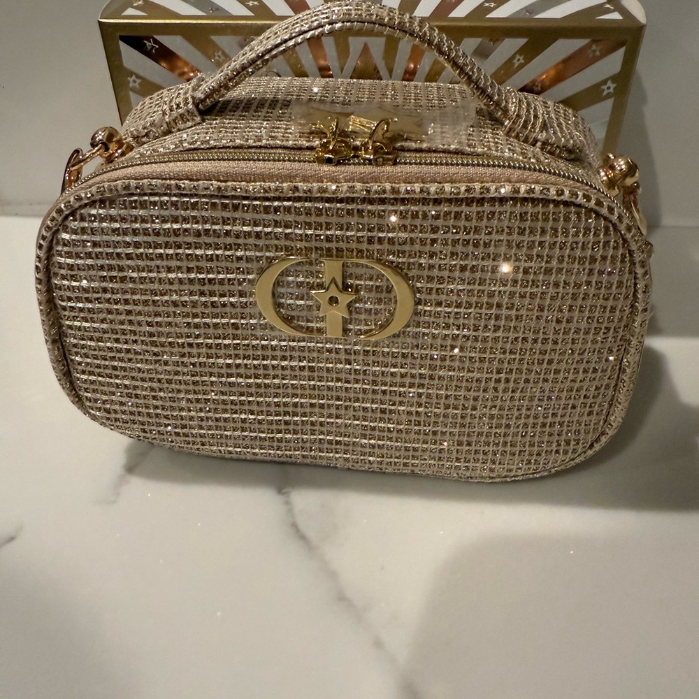 New Holiday Dior Gold bag with chain - Picture 3 of 11
